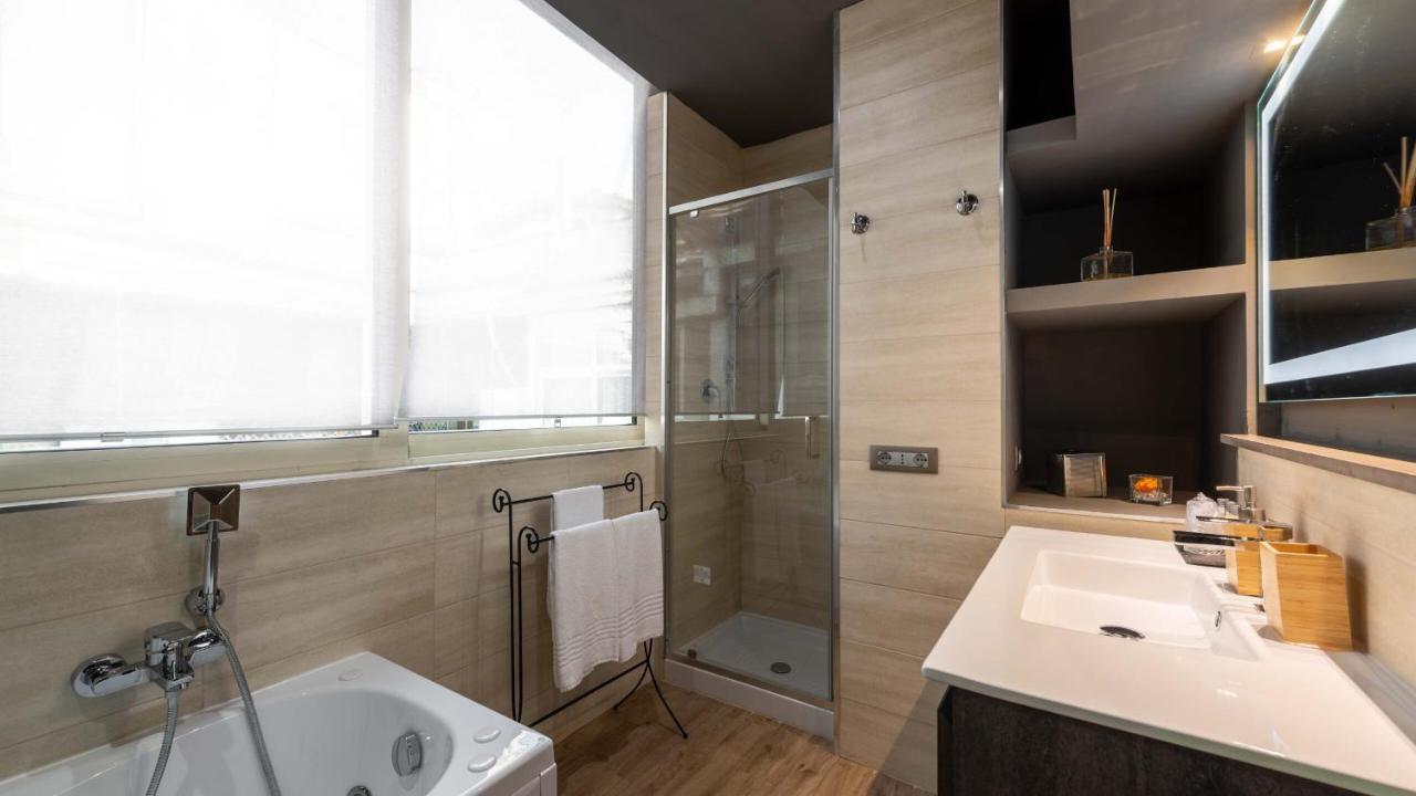 Daphne Luxury * Rom